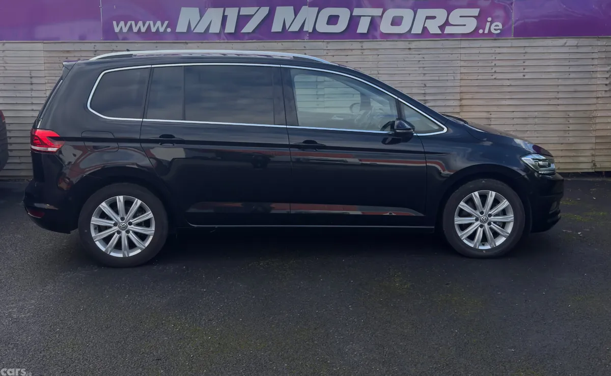 Volkswagen Touran SUV, Diesel, 2019, Black