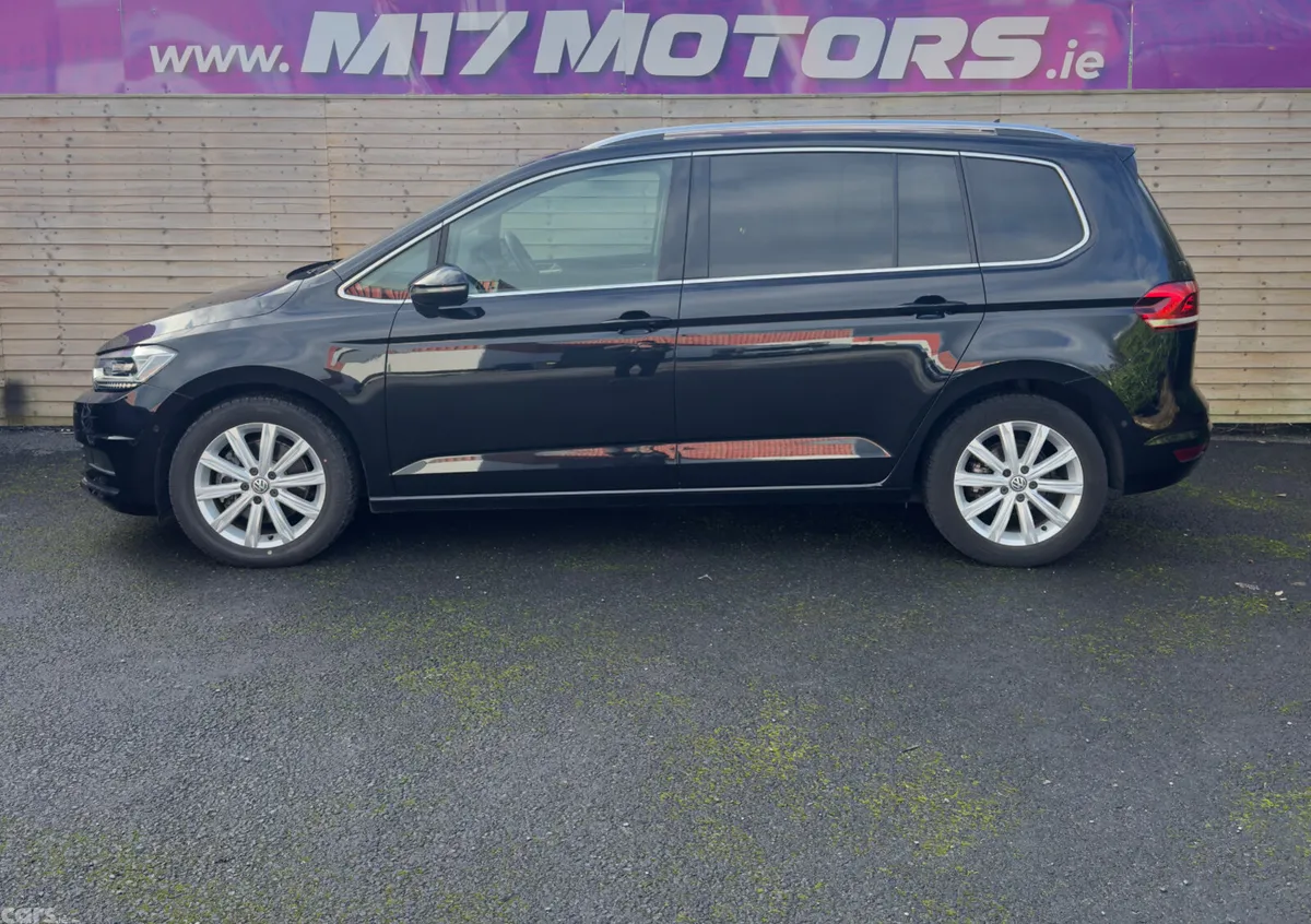 Volkswagen Touran SUV, Diesel, 2019, Black
