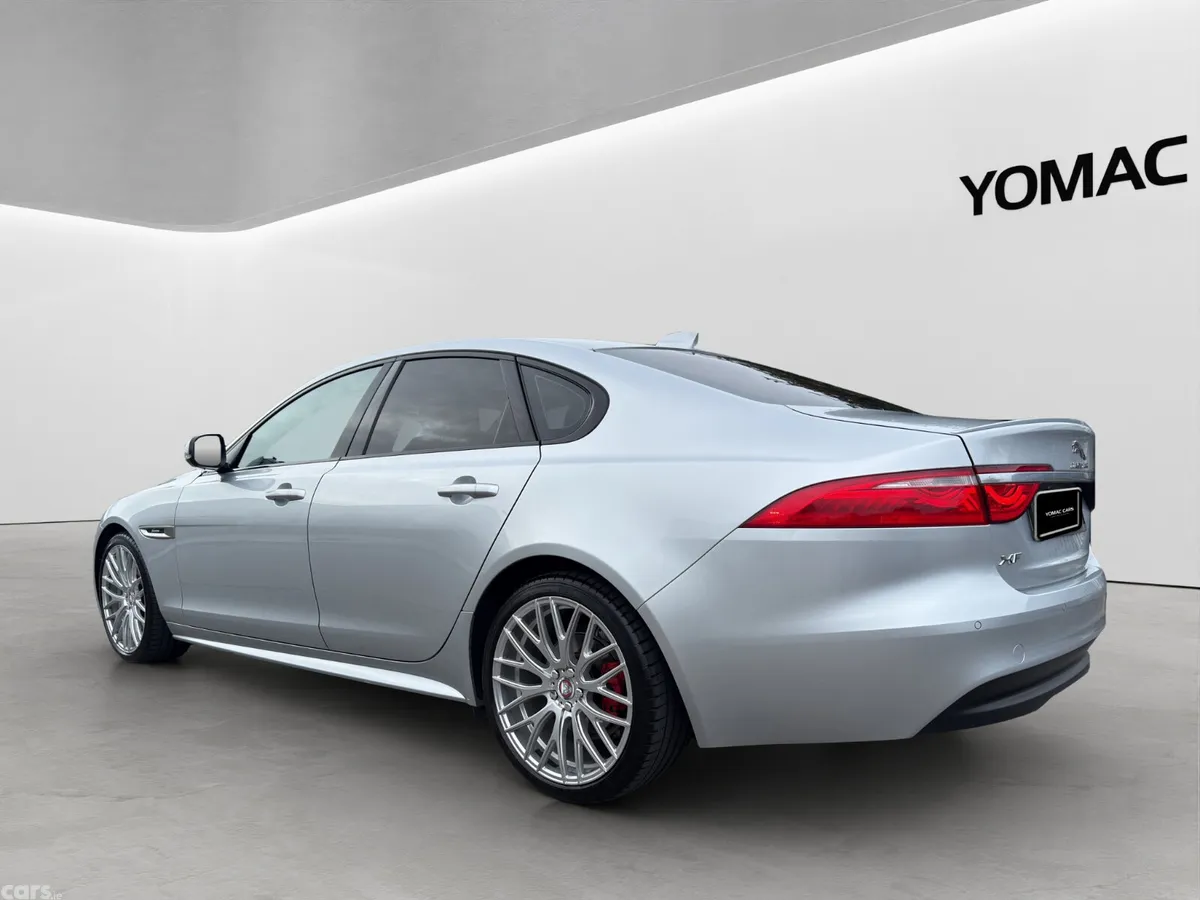 Jaguar XF Saloon, Diesel, 2016, Silver