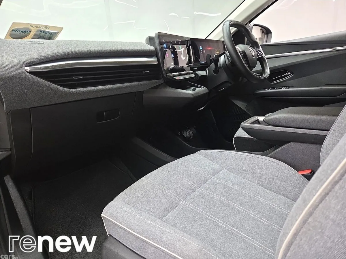Renault Megane E-Tech Hatchback, Electric, 2023, Black