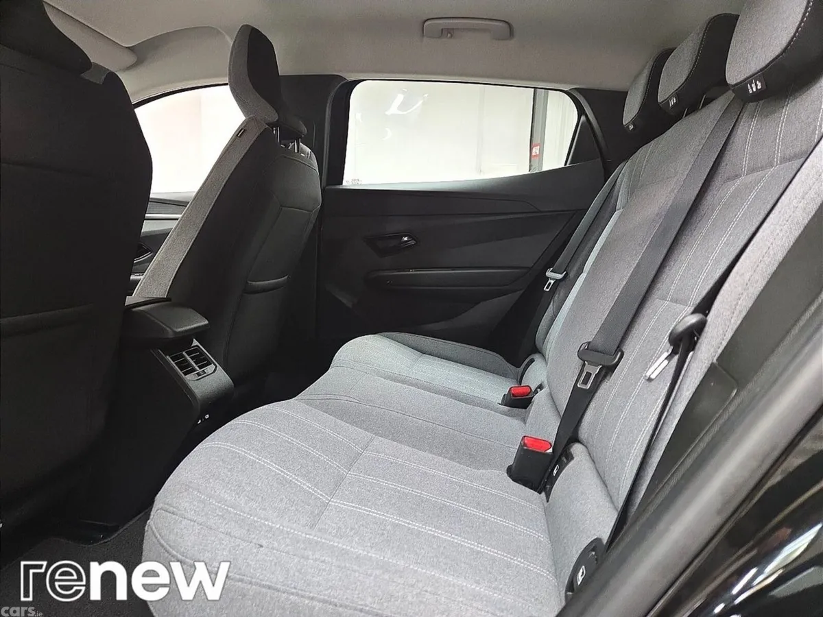 Renault Megane E-Tech Hatchback, Electric, 2023, Black