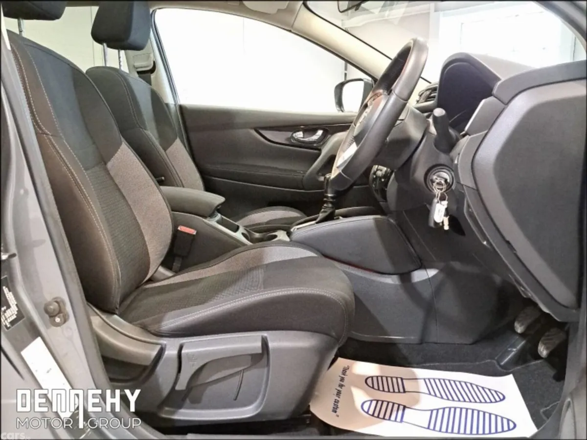 Nissan Qashqai MPV, Diesel, 2018, Grey