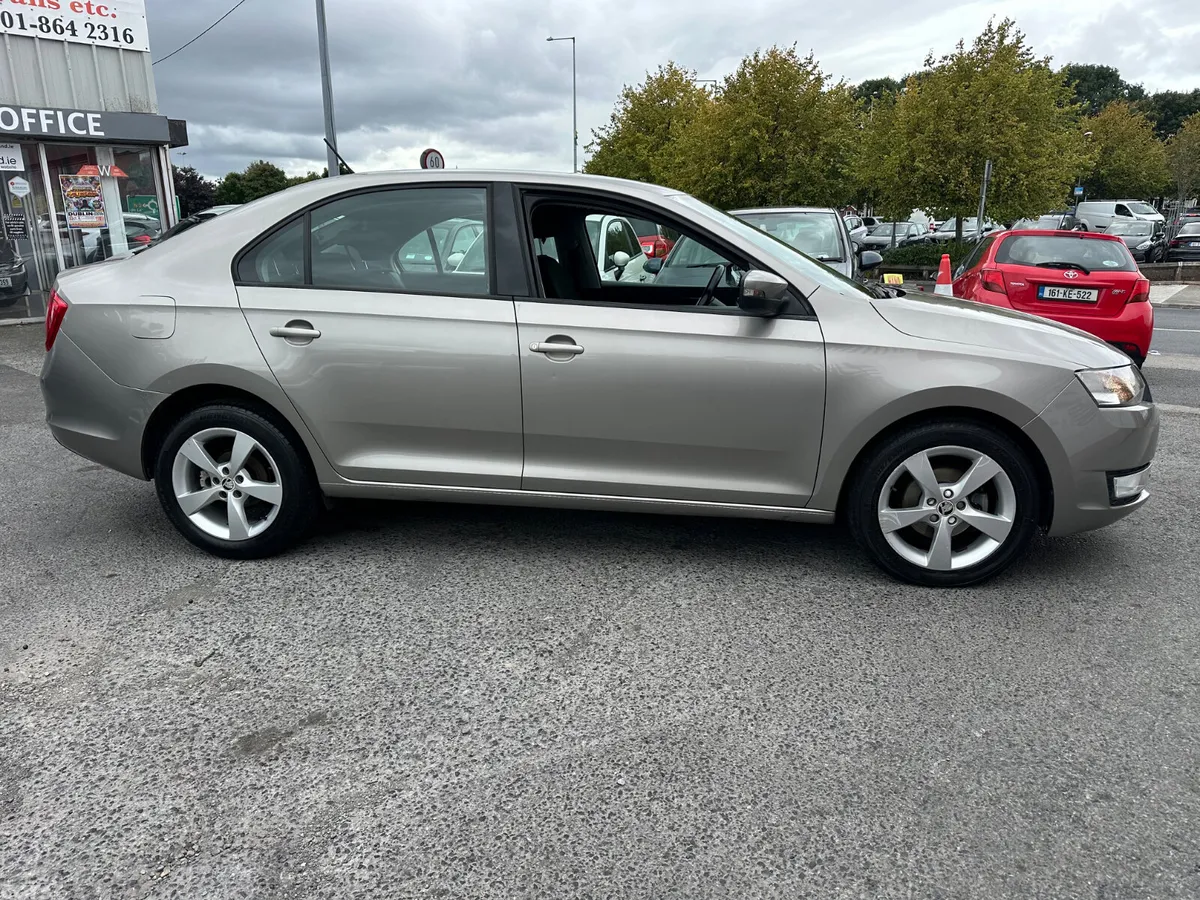 Skoda Rapid Hatchback, Diesel, 2017, Beige