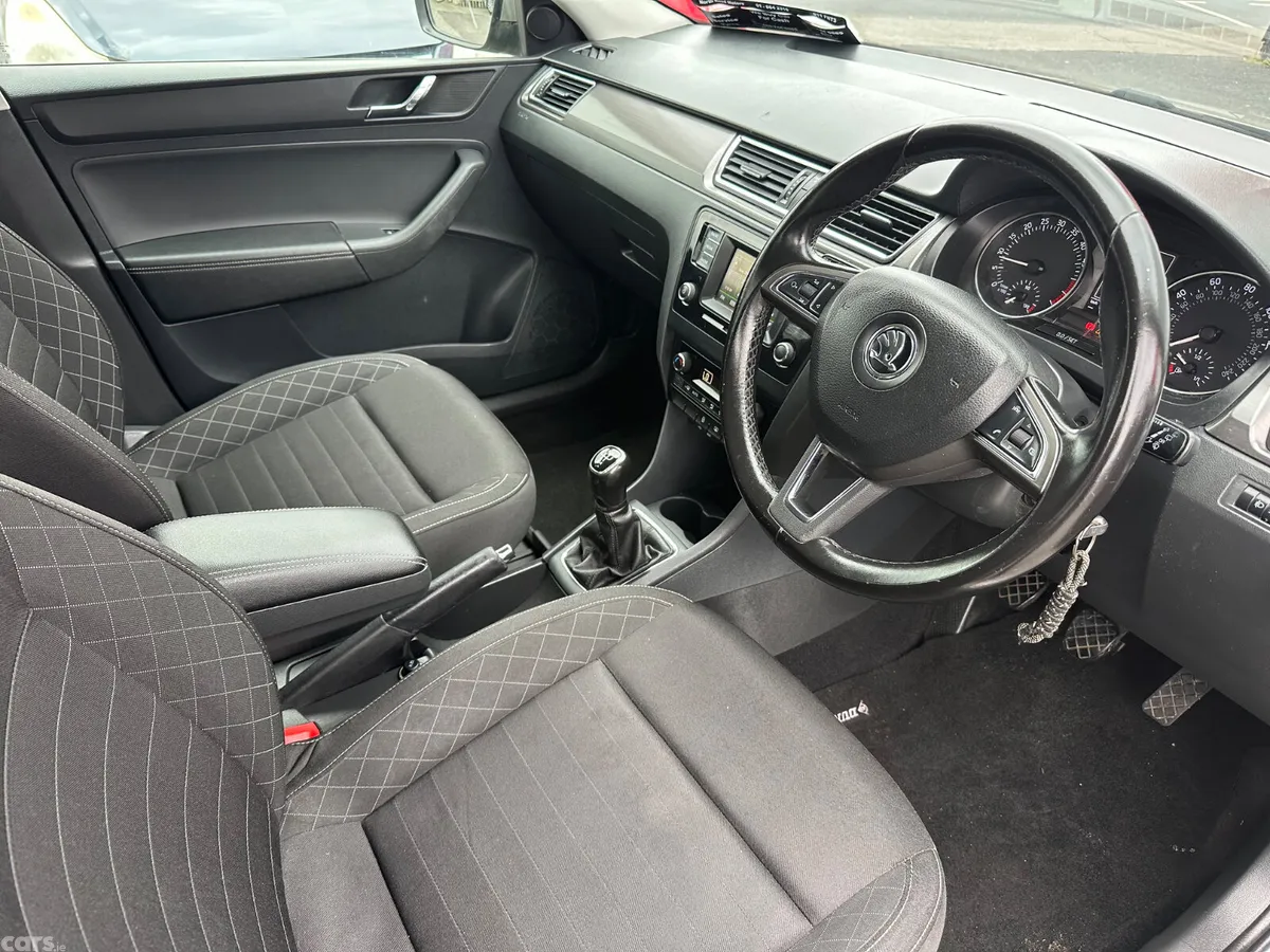 Skoda Rapid Hatchback, Diesel, 2017, Beige