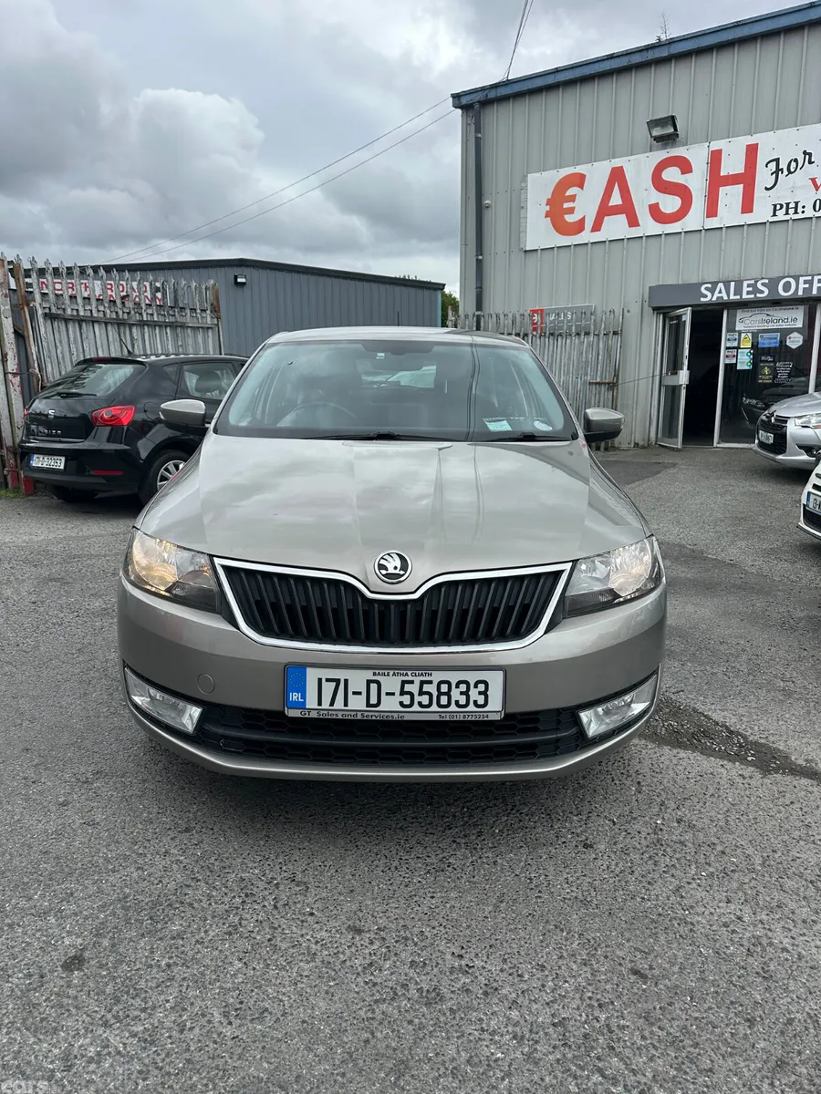 Skoda Rapid Hatchback, Diesel, 2017, Beige