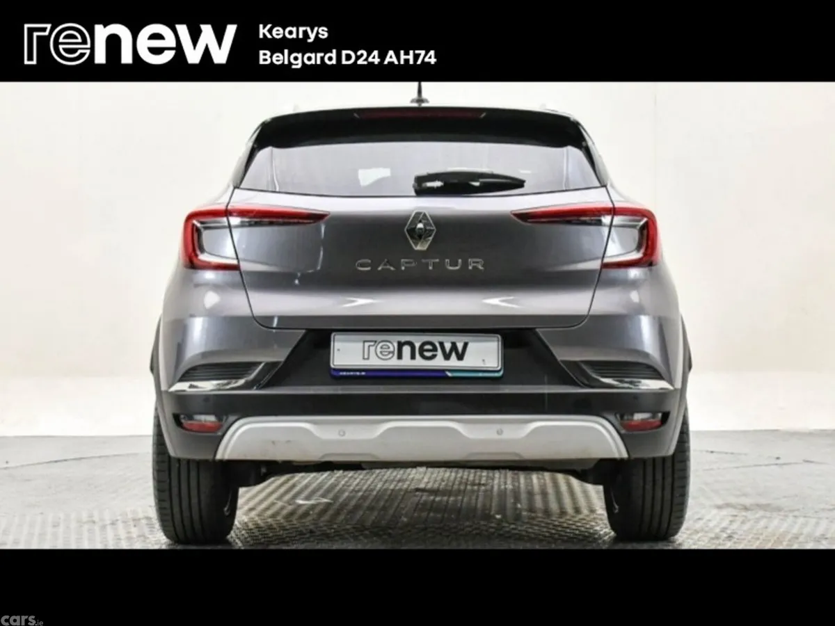 Renault Captur Hatchback, Petrol, 2022, Grey