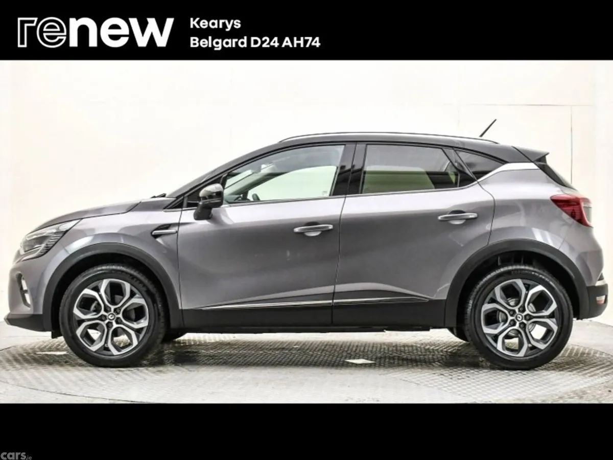 Renault Captur Hatchback, Petrol, 2022, Grey