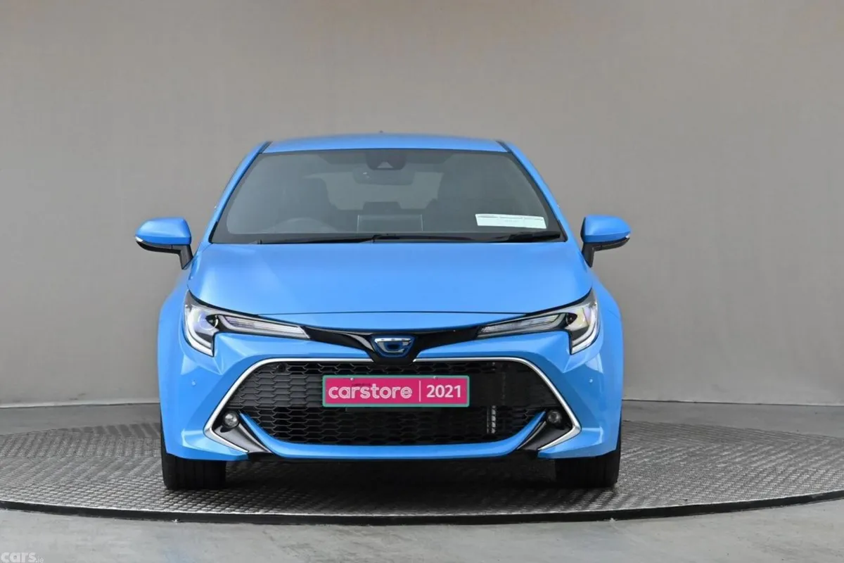 Toyota Corolla Hatchback, Petrol Hybrid, 2021, Blue