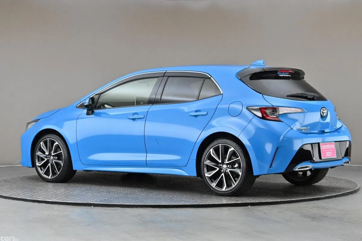 Toyota Corolla Hatchback, Petrol Hybrid, 2021, Blue