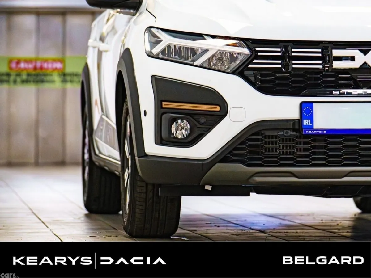 Dacia Sandero Stepway Hatchback, Petrol, 2026, White