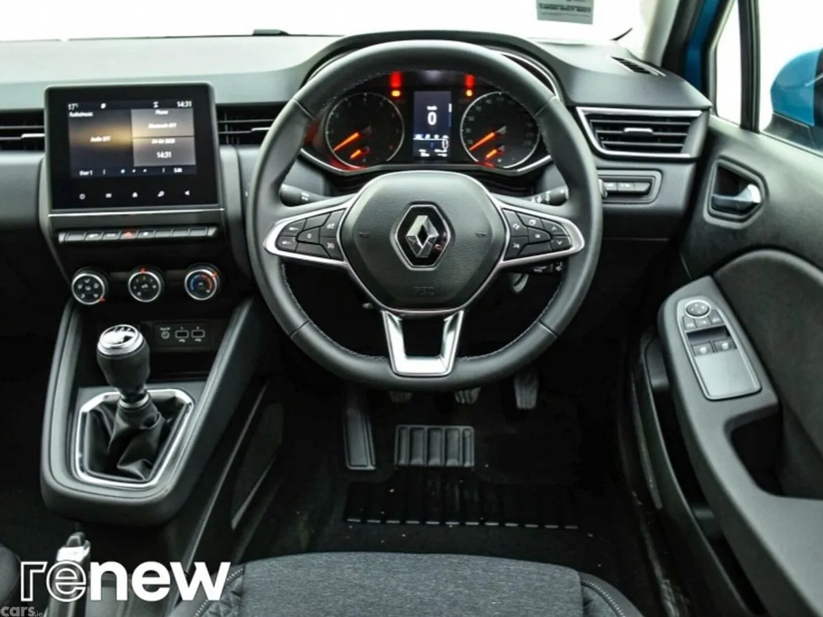 Renault Clio Hatchback, Petrol, 2022, Blue
