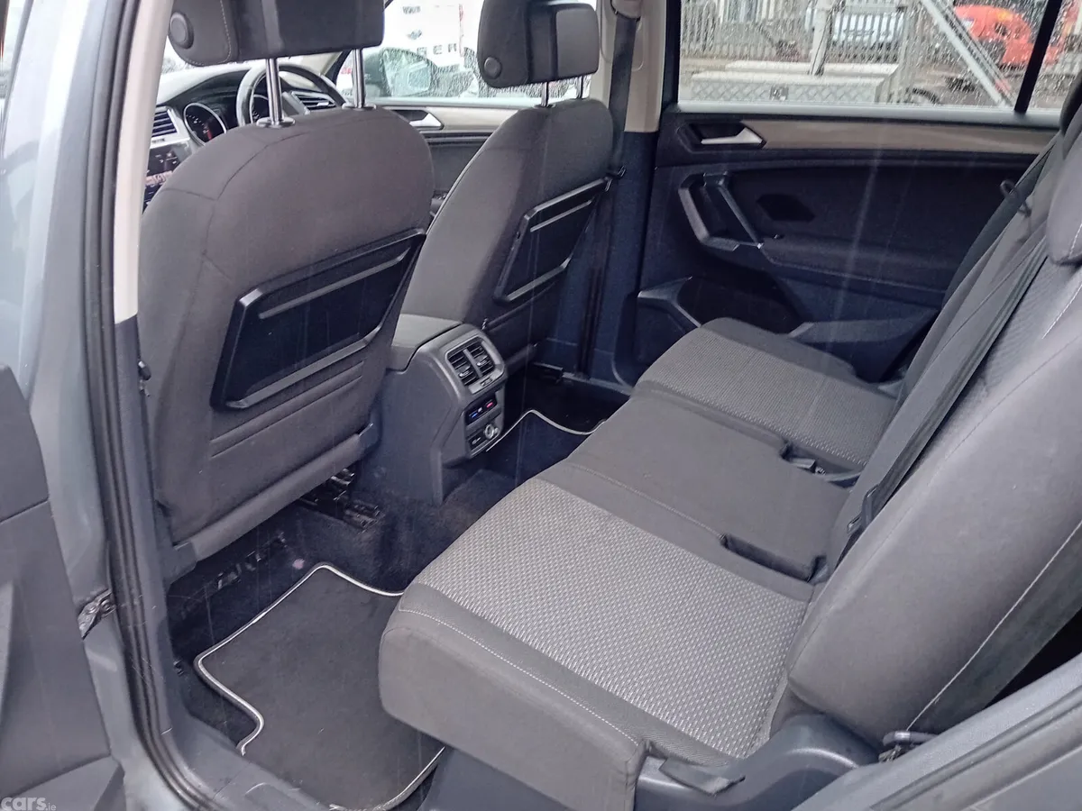 Volkswagen Tiguan Allspace SUV, Diesel, 2019, Grey