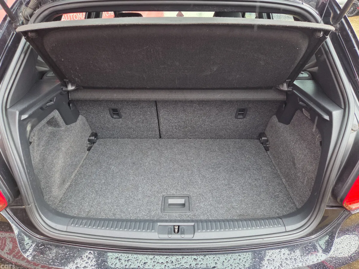 Volkswagen Polo Hatchback, Petrol, 2012, Black