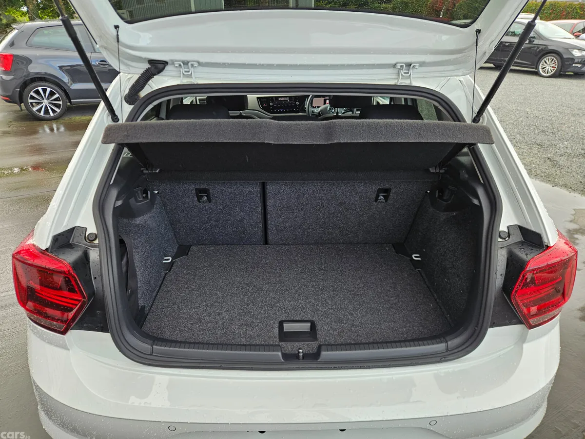 Volkswagen Polo Hatchback, Petrol, 2021, White