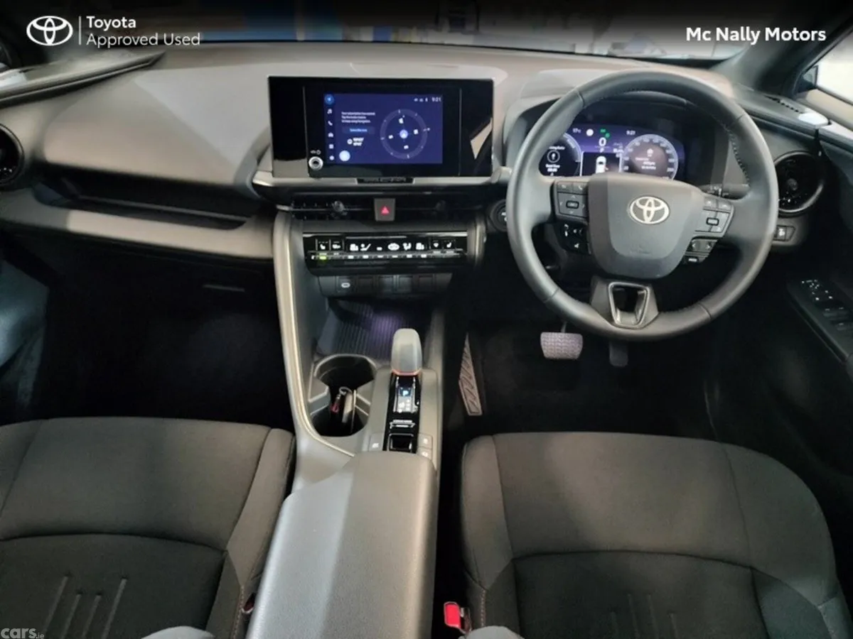 Toyota C-HR SUV, Petrol Hybrid, 2024, Blue