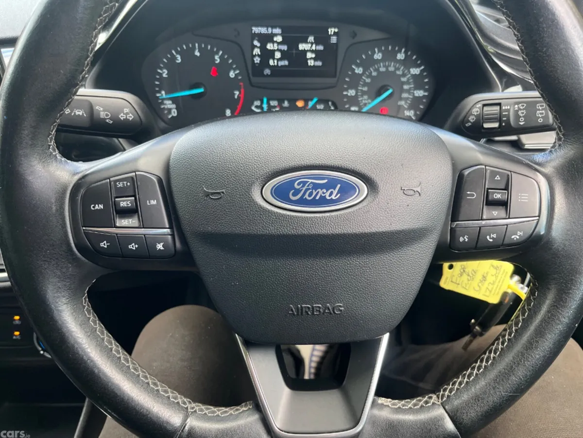 Ford Fiesta Hatchback, Petrol, 2017, Grey