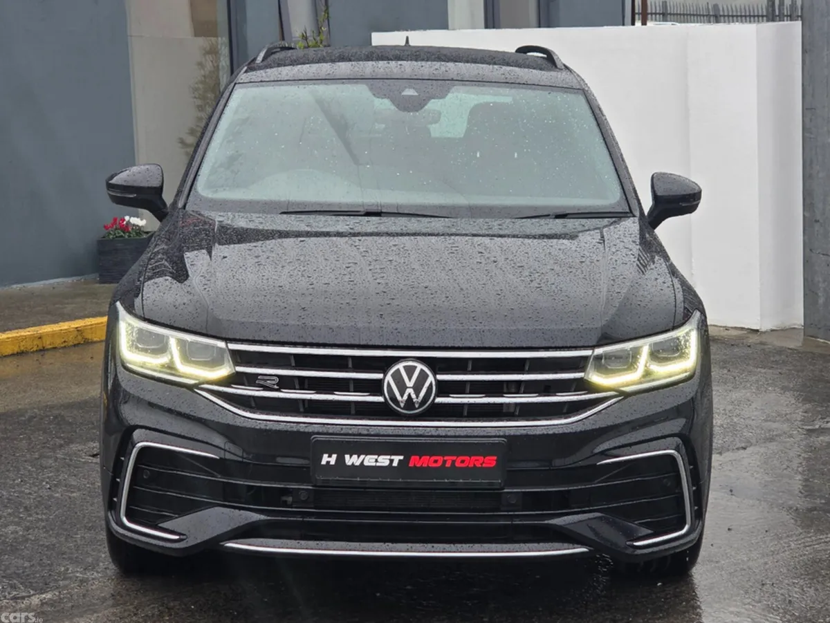 Volkswagen Tiguan Estate, Petrol Hybrid, 2023, Black