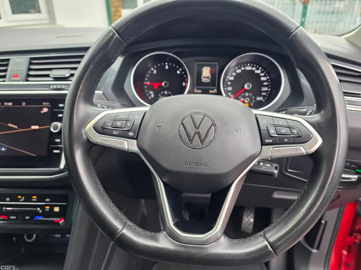 Volkswagen Tiguan SUV, Diesel, 2022, Red