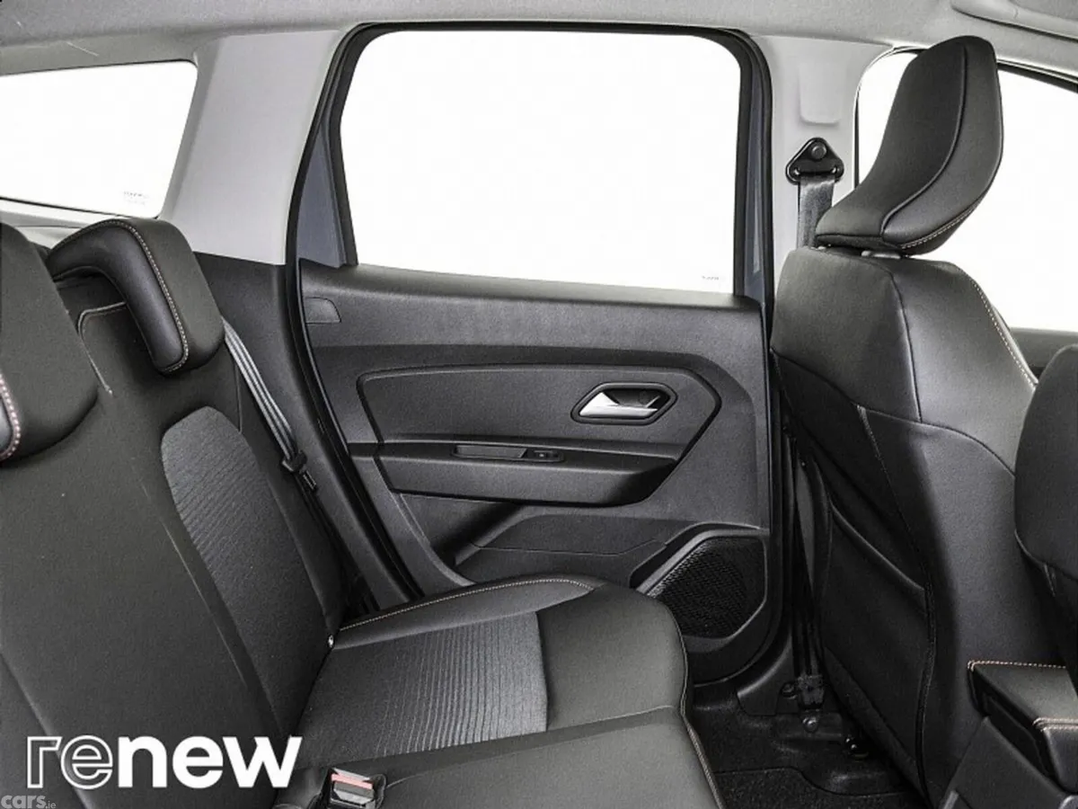 Dacia Duster SUV, Diesel, 2023, Grey