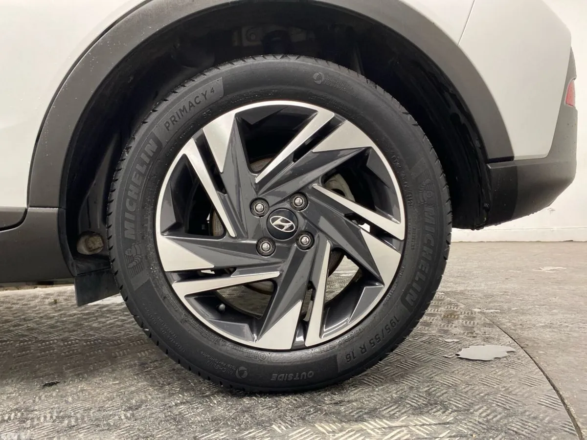 Hyundai Bayon Estate, Petrol, 2021, White