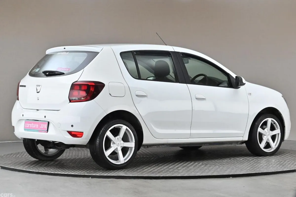 Dacia Sandero Hatchback, Petrol, 2018, White