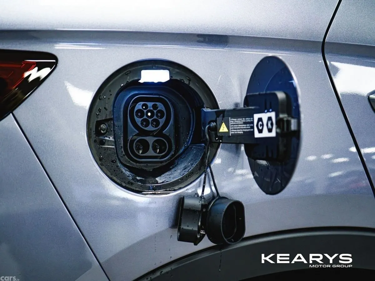 BYD SEAL U Hatchback, Petrol Plug-in Hybrid, 2026, Grey