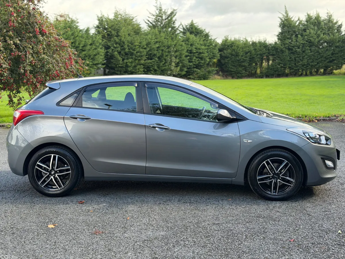 Hyundai i30 Hatchback, Petrol, 2016, Grey