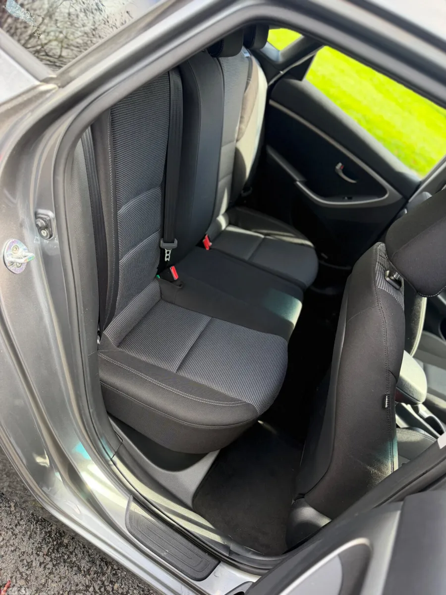 Hyundai i30 Hatchback, Petrol, 2016, Grey