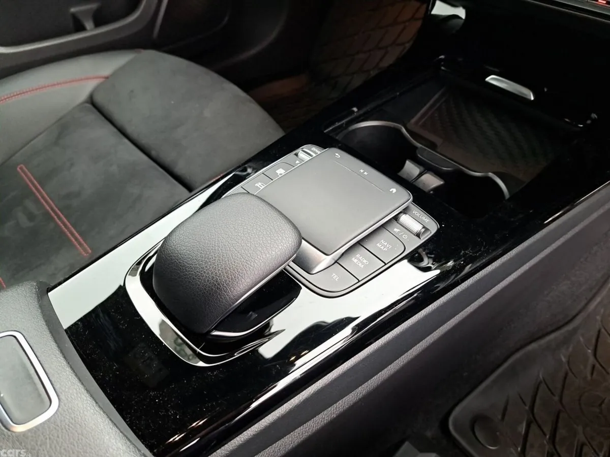 Mercedes-Benz A-Class Hatchback, Petrol, 2019, Silver