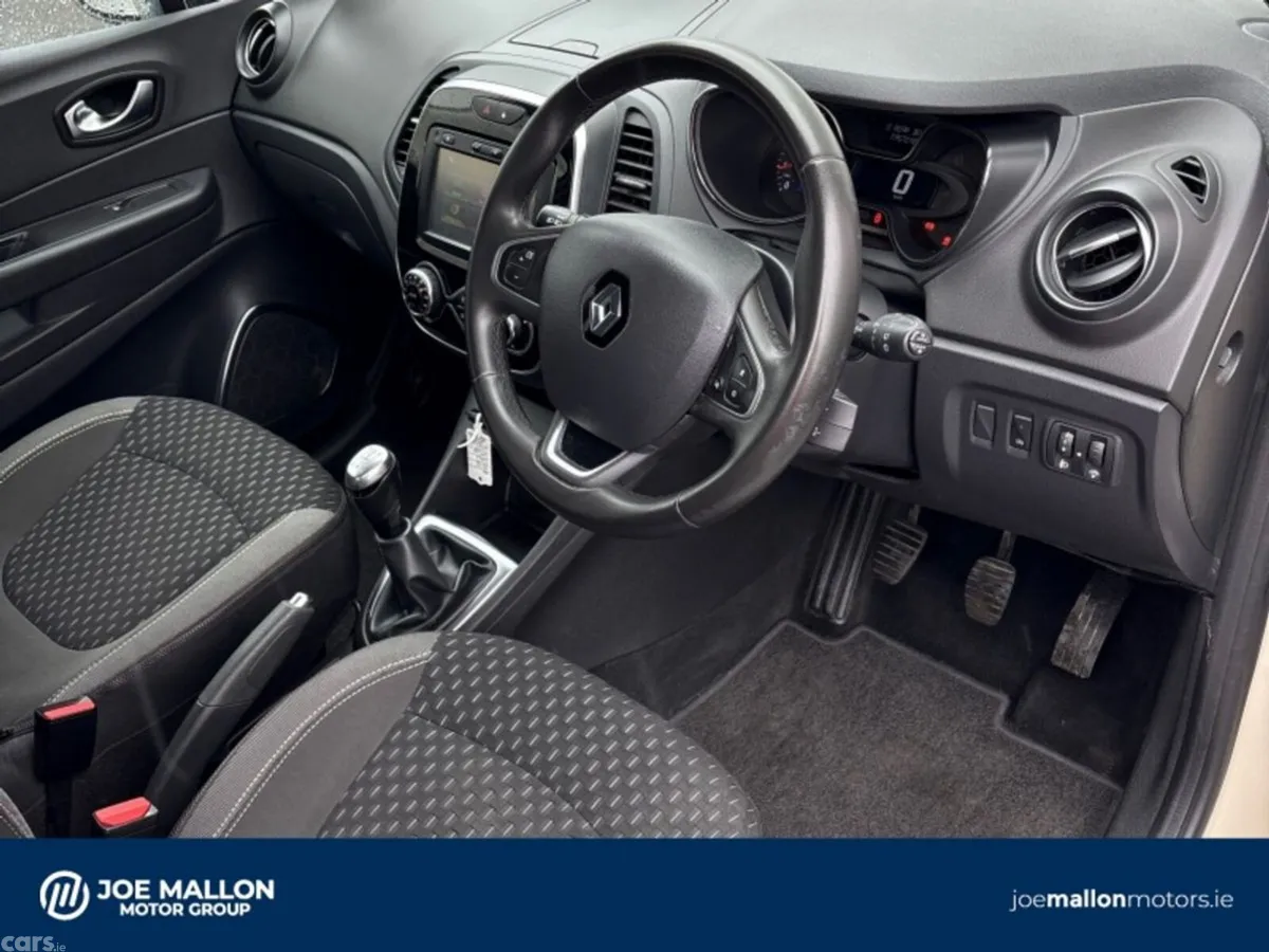 Renault Captur Hatchback, Diesel, 2018, White