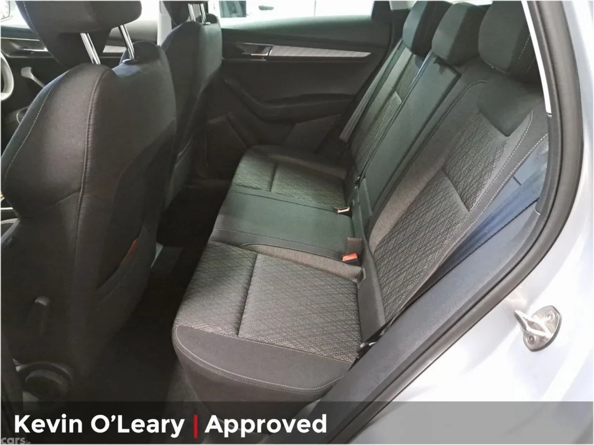Skoda Karoq SUV, Petrol, 2025, Silver