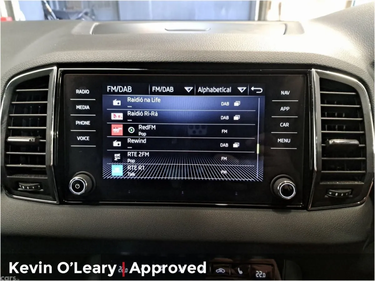 Skoda Karoq SUV, Petrol, 2025, Silver
