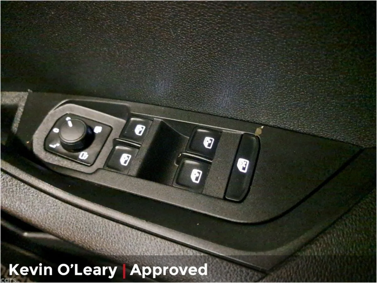 Skoda Karoq SUV, Petrol, 2025, Silver