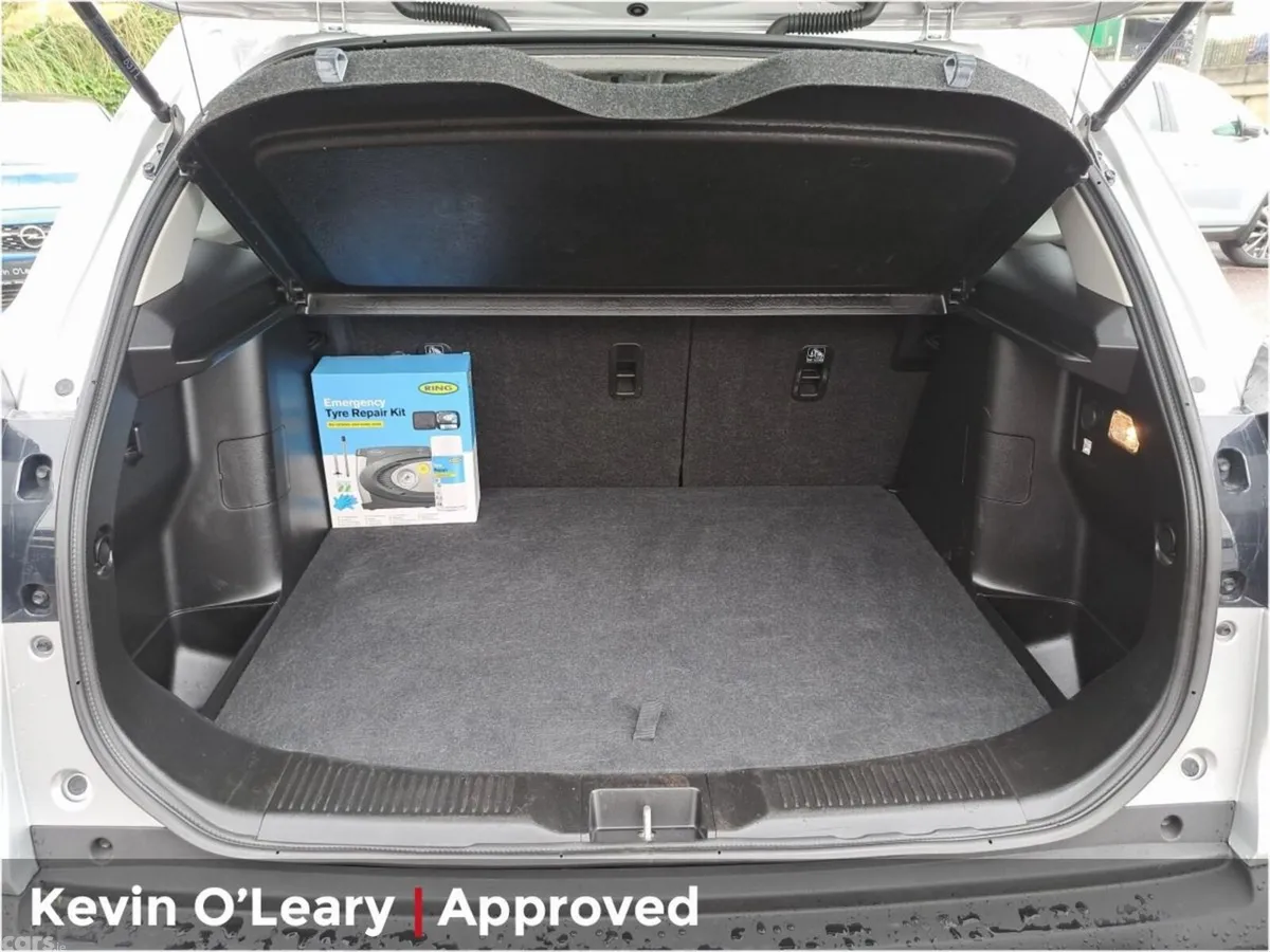 Suzuki S-CROSS Hatchback, Petrol, 2023, Silver