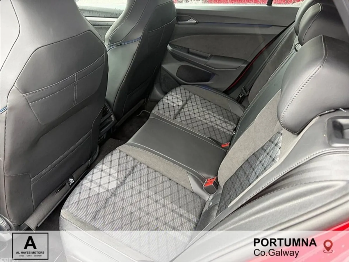 Volkswagen Golf Estate, Diesel, 2025, Red