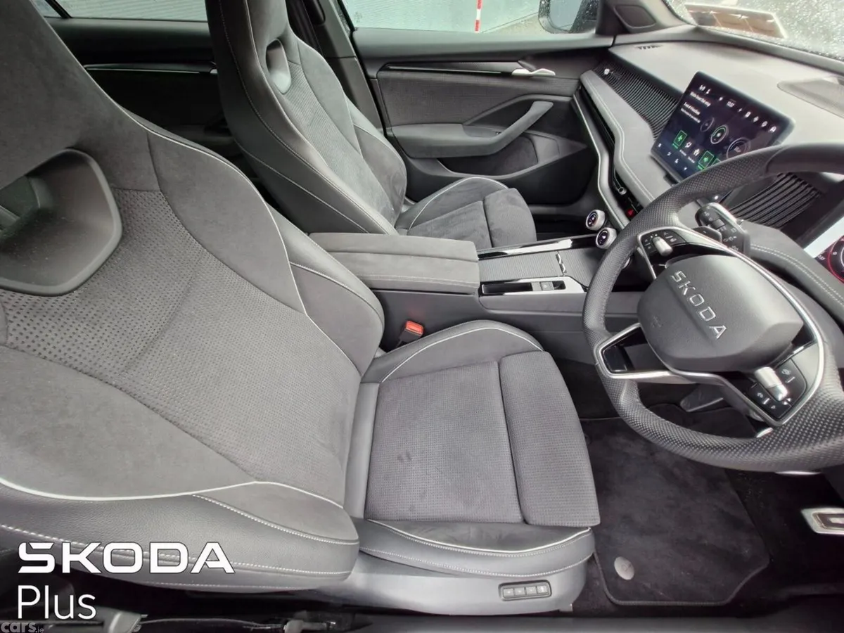 Skoda Superb Saloon, Diesel, 2026, Black