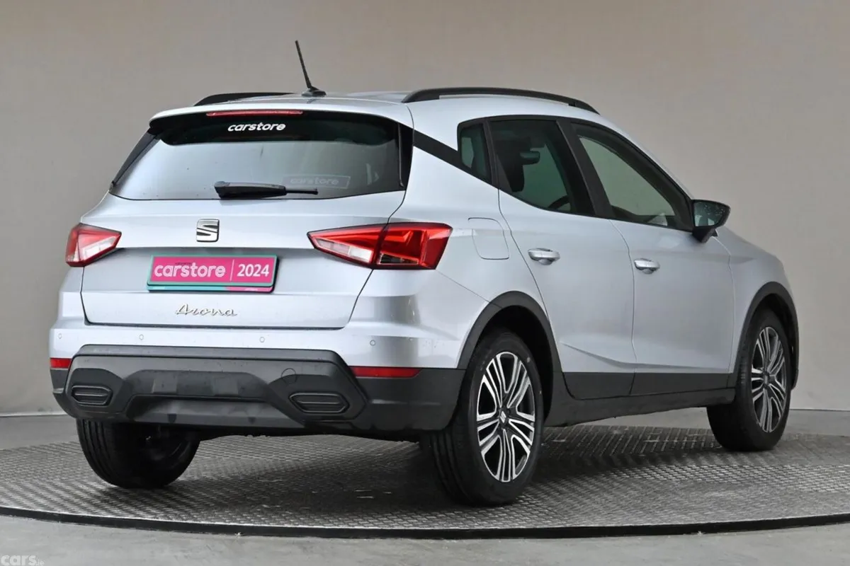 SEAT Arona SUV, Petrol, 2024, Silver
