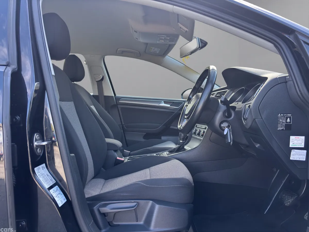 Volkswagen Golf Hatchback, Petrol, 2016, Black