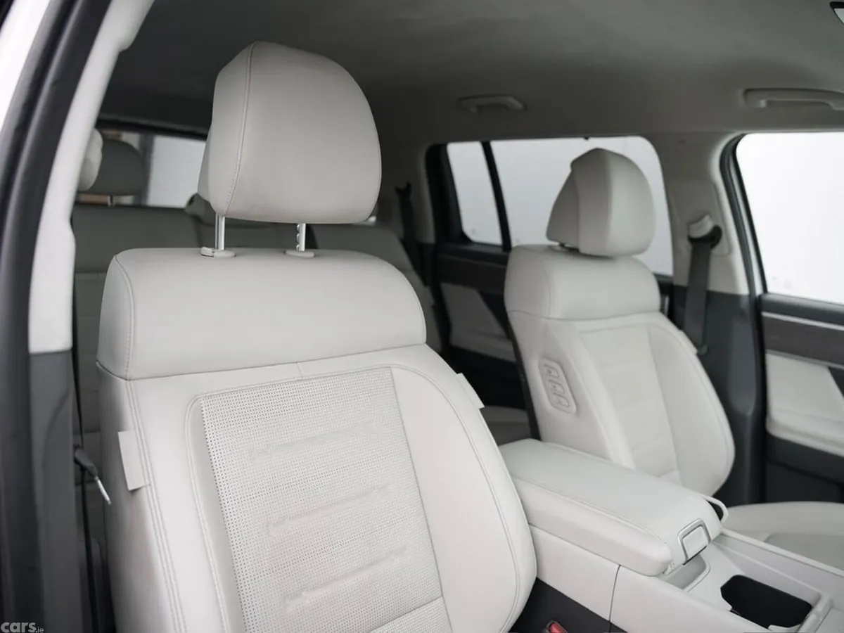 Hyundai Santa Fe SUV, Petrol Plug-in Hybrid, 2025, White