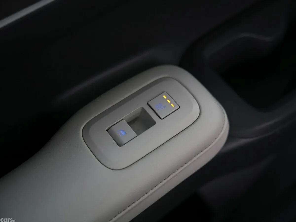 Hyundai Santa Fe SUV, Petrol Plug-in Hybrid, 2025, White