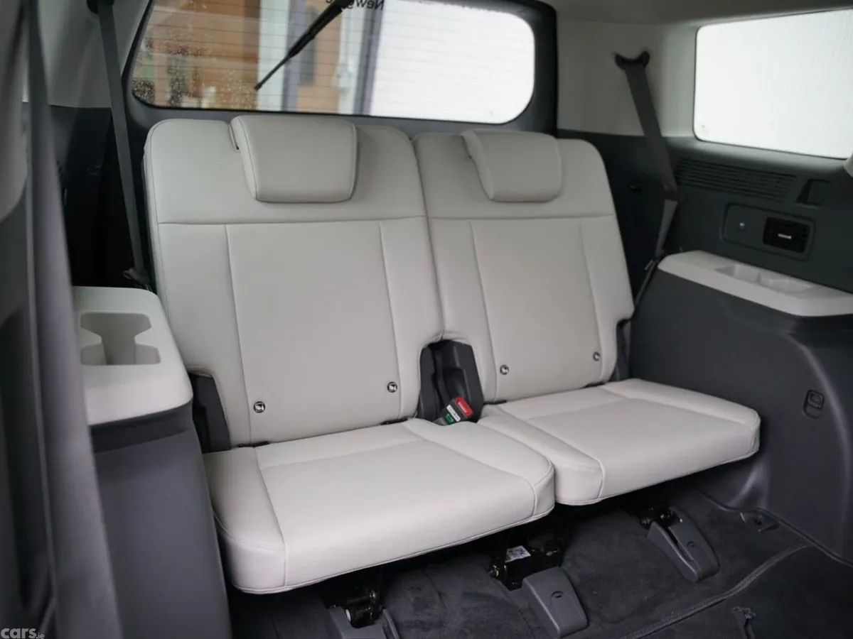 Hyundai Santa Fe SUV, Petrol Plug-in Hybrid, 2025, White