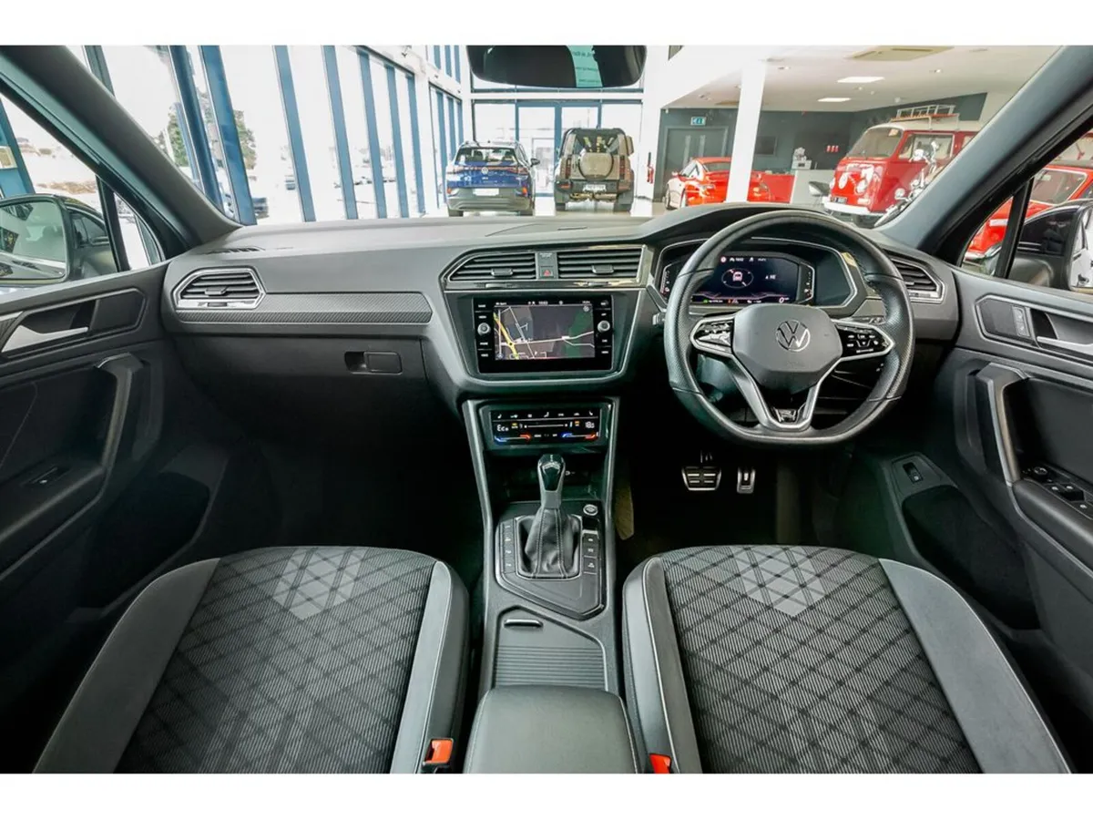 Volkswagen Tiguan Estate, Petrol Plug-in Hybrid, 2023, Grey