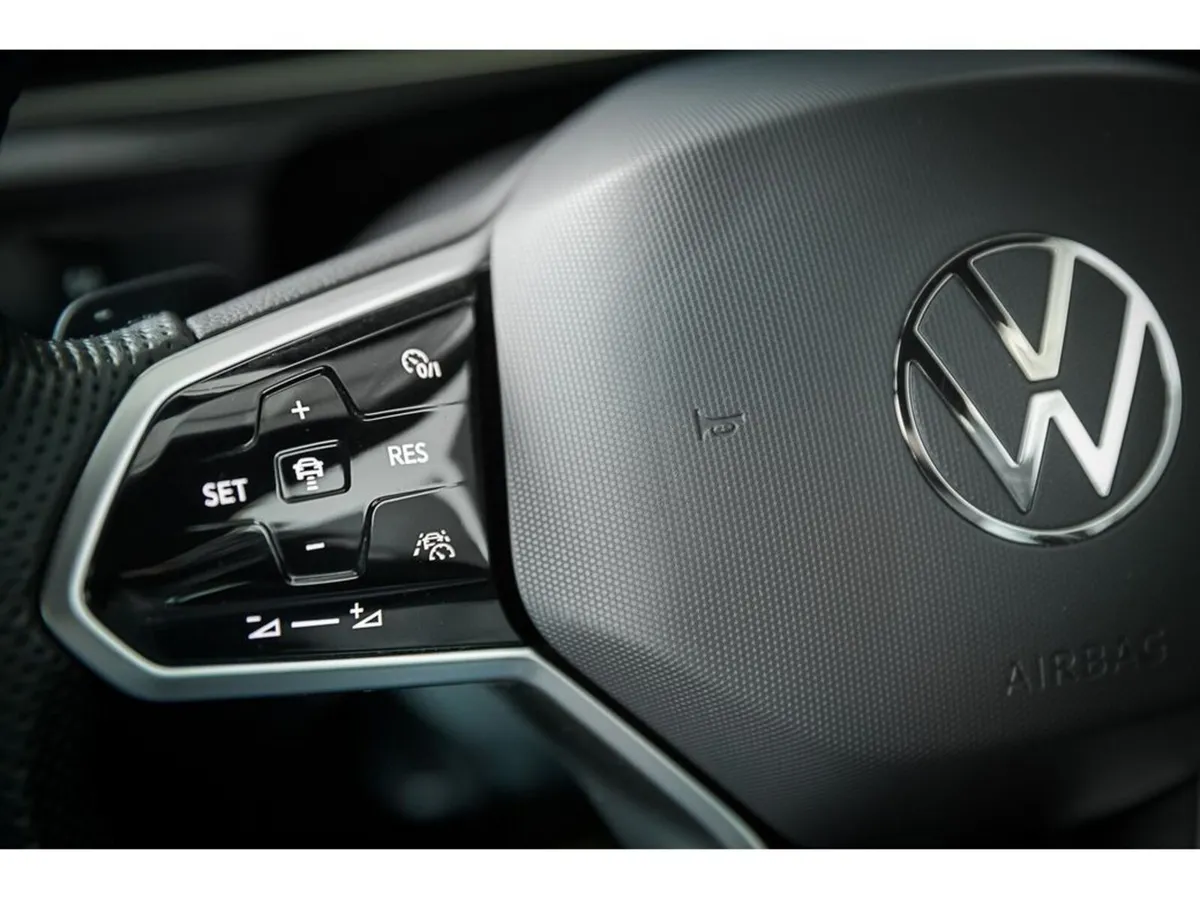 Volkswagen Tiguan Estate, Petrol Plug-in Hybrid, 2023, Grey