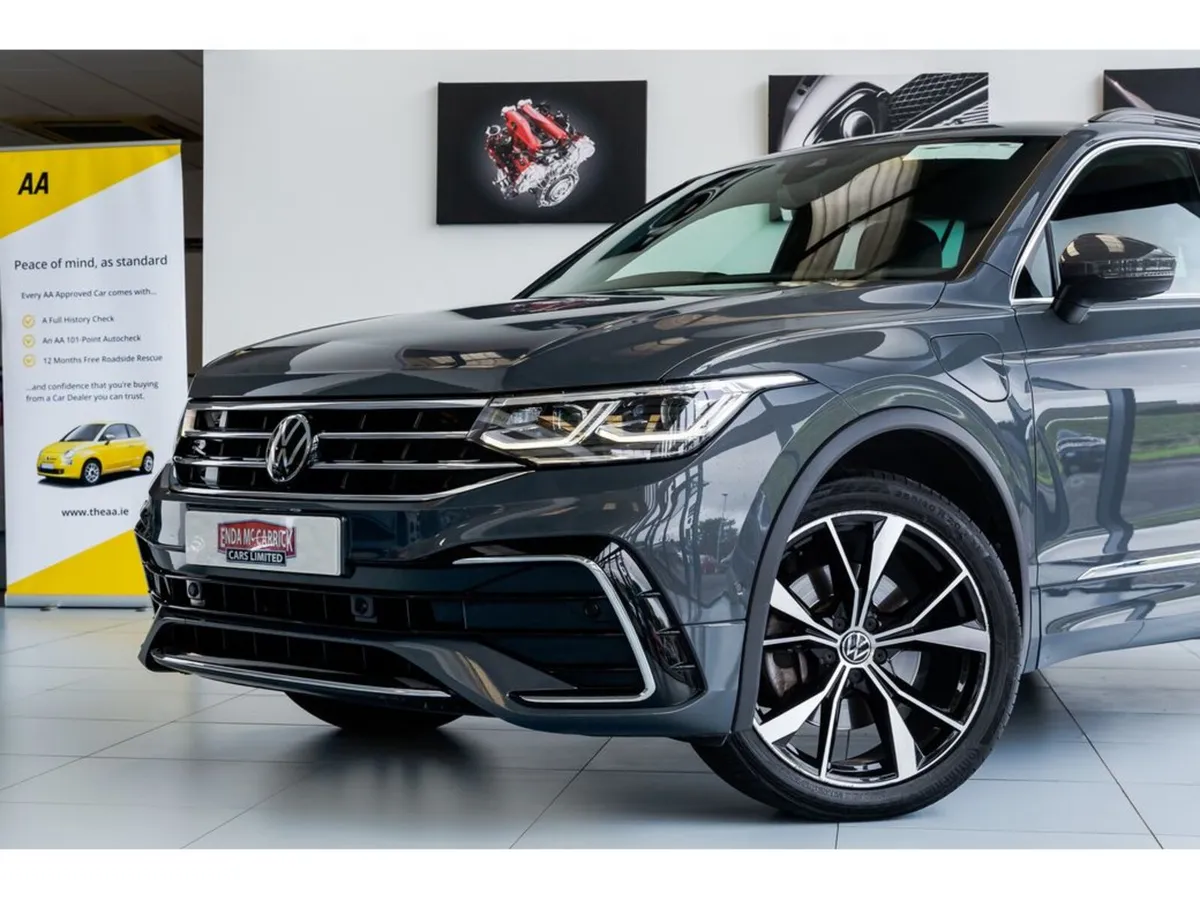 Volkswagen Tiguan Estate, Petrol Plug-in Hybrid, 2023, Grey