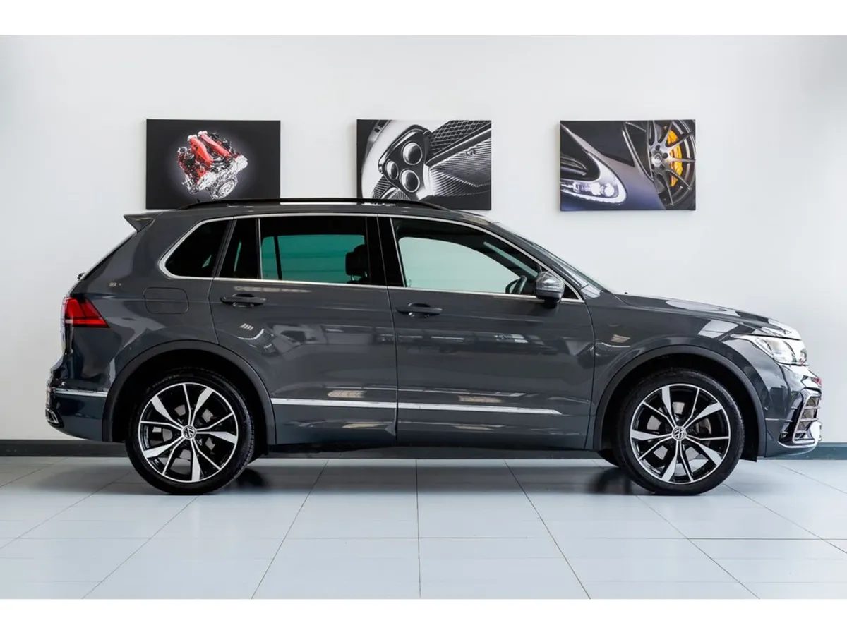 Volkswagen Tiguan Estate, Petrol Plug-in Hybrid, 2023, Grey