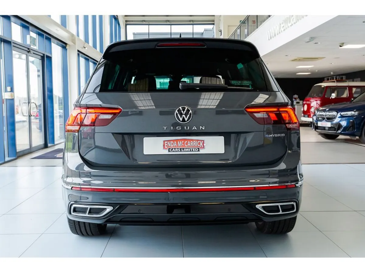 Volkswagen Tiguan Estate, Petrol Plug-in Hybrid, 2023, Grey