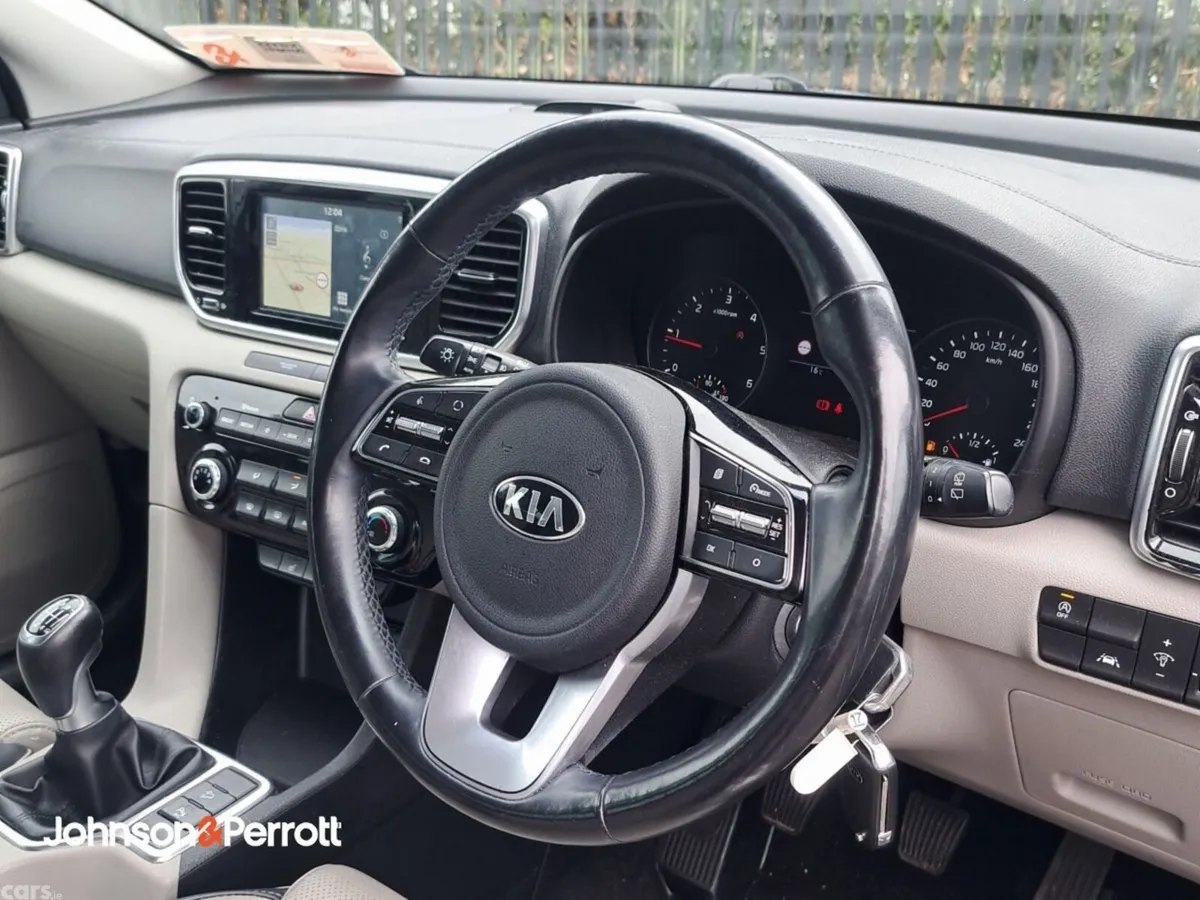 Kia Sportage SUV, Diesel Hybrid, 2021, Grey