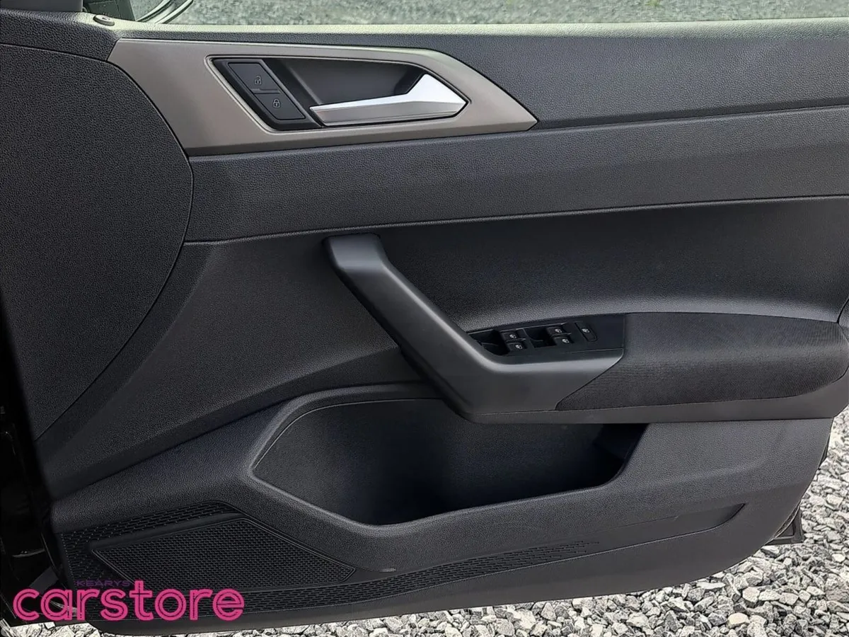 Volkswagen Polo Hatchback, Petrol, 2021, Black
