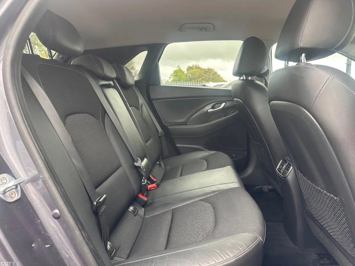 Hyundai i30 Hatchback, Diesel, 2017, Grey