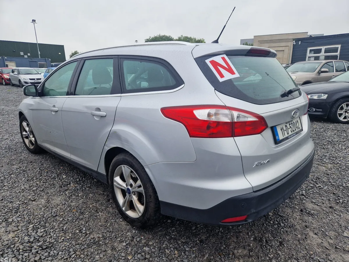 Ford Focus Estate, Petrol, 2011, Silver